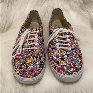VANS Sneakers